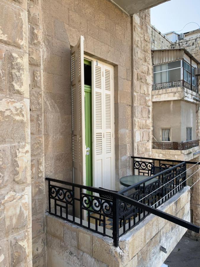 Guesthouse Comfy - Separate Rooms In The Apartment For A Relaxing Holiday 海法 外观 照片
