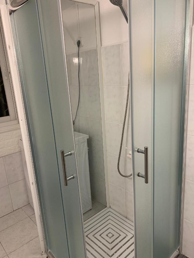 Guesthouse Comfy - Separate Rooms In The Apartment For A Relaxing Holiday 海法 外观 照片